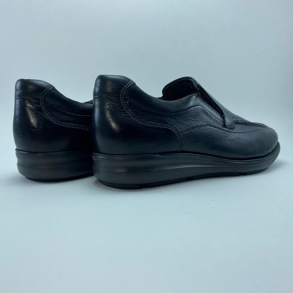 JOHNSTON & MURPHY “Lanning” SlipOn Black Leather Shoes Men’s Size 8.5 main image 11